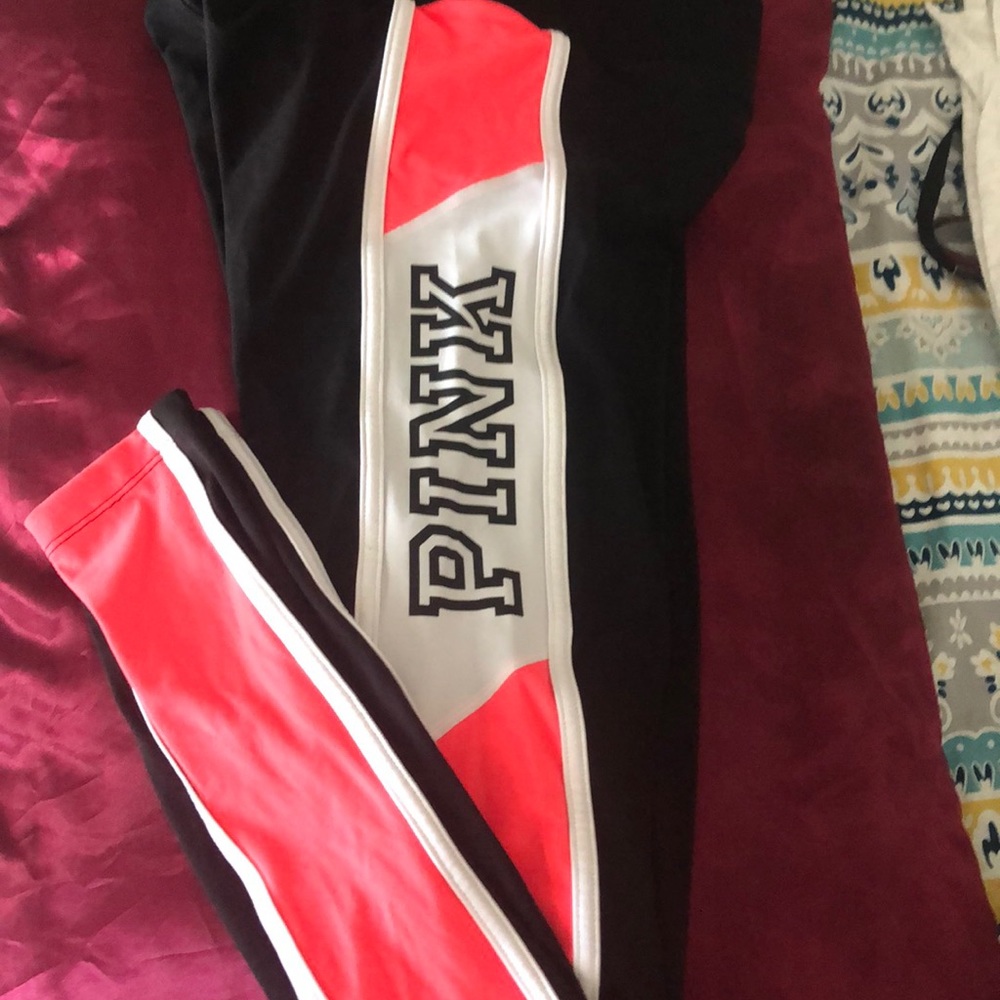 PINK ultimate leggings